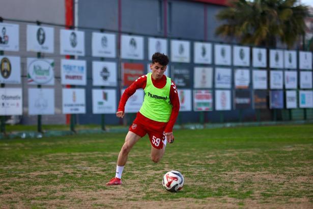 Karşıyaka'ya Adem can suyu verecek