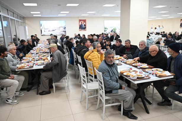 Karacabey’de her gün, bin 350 kişilik iftar yemeği verilecek