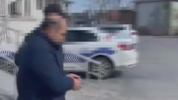 Sultangazi'de cami avlusunda dayısına kaldırım taşıyla saldıran şüpheli yakalandı