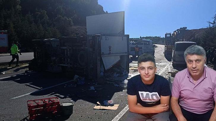 Minibüsle çarpışan kamyonetin sürücüsü ile oğlu öldü