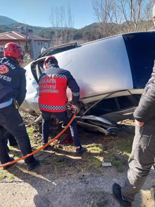 Sakarya'da TIR ile otomobil çarpıştı: 1 ölü
