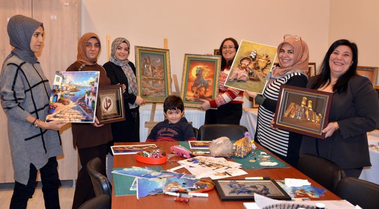 Kursiyerlikten ortaklığa; 20 kadın el sanatları kooperatifi kurdu
