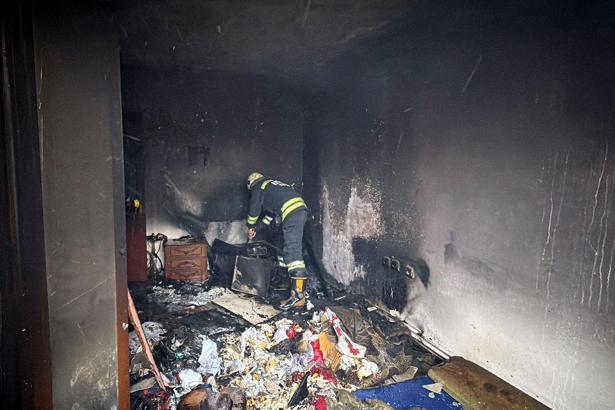 Tekirdağ'da ev yangını büyümeden söndürüldü