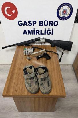 Kuyumcuya silahlı soygun girişiminde bulunan şüpheli yakalandı / Ek fotoğraf