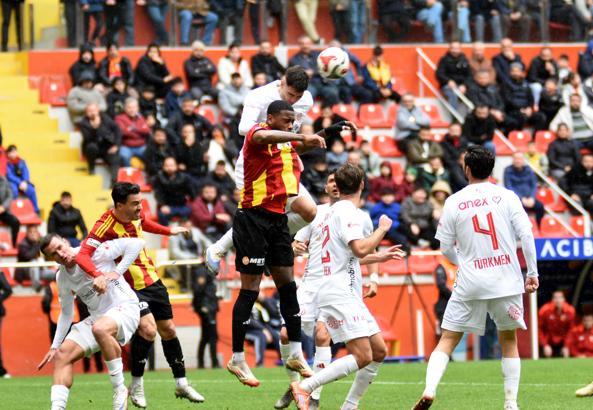 Zecorner Kayserispor - Hesap.com Antalyaspor / Ek fotoğraflar