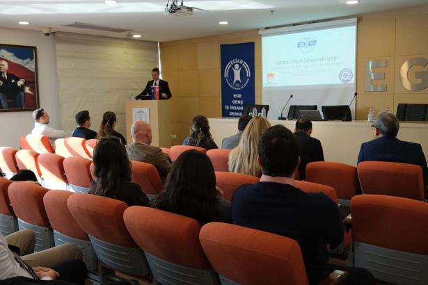 'Yaratıcı Yıkım Sürecinde İzmir' semineri ve çalıştayı gerçekleştirildi