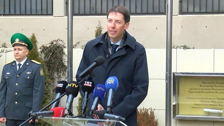 Savaşta ölen Ukraynalı askerler anıldı