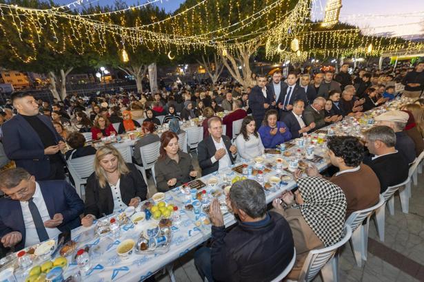 Başkan Seçer: Her şey sizin ve milletimizin