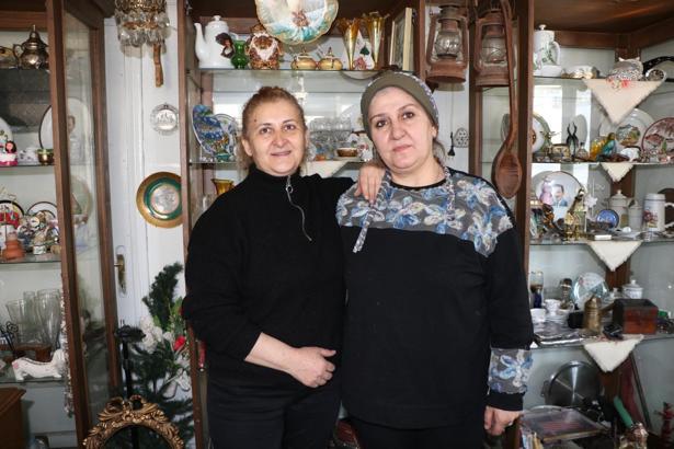 Babalarının koleksiyonları ile başlayan antika merakı, iki kız kardeşin mesleği oldu