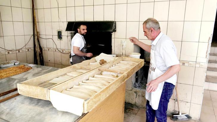 5'inci kuşak fırın ustası; eşi ve oğlu ile asırlık mirası yaşatıyor/Ek fotoğraflar