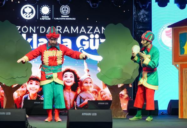 Ramazan Sokağı’nda eğlence sürüyor