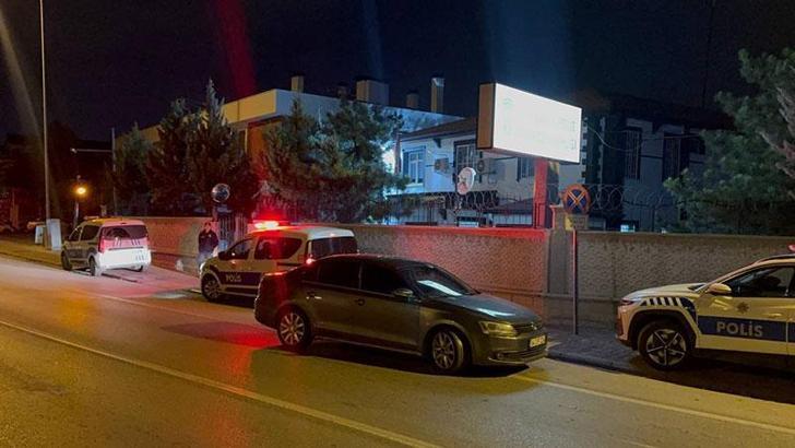 Polis merkezindeki cinayette; babası, bıçağı peçeteye sarıp oğluna vermiş