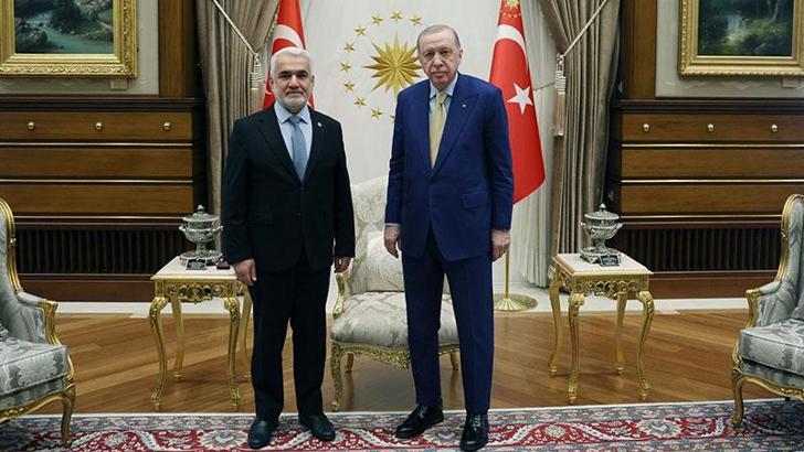 Cumhurbaşkanı Erdoğan, HÜDA PAR Genel Başkanı Yapıcıoğlu'nu kabul etti
