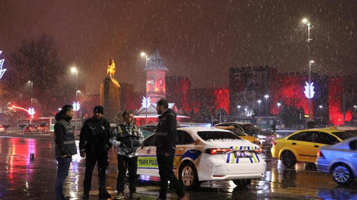 Kayseri’de kar yağışı