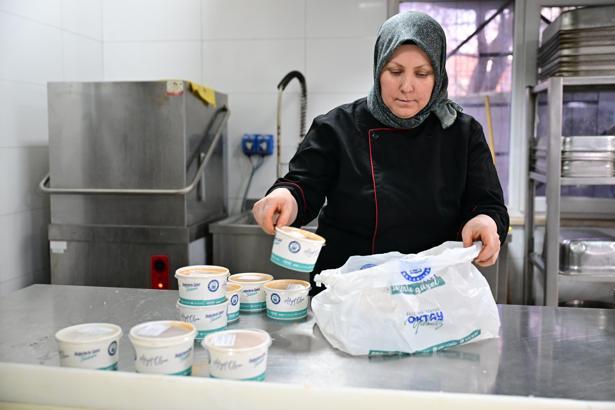 Yıldırım Belediyesi’nden günde 3 bin 500 kişiye iftar yemeği