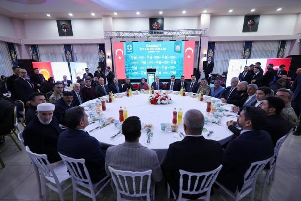 Dargeçit'te valilikten iftar programı
