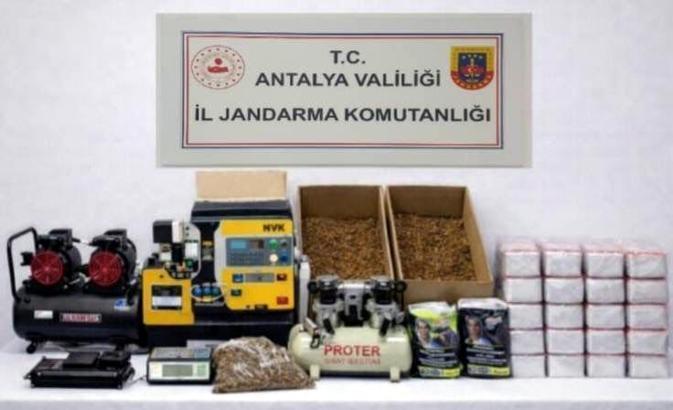 Jandarma 17 kilogram kıyılmış tütün ele geçirdi