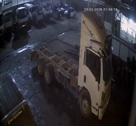 Manisa’da otomobil hırsızlığı kamerada