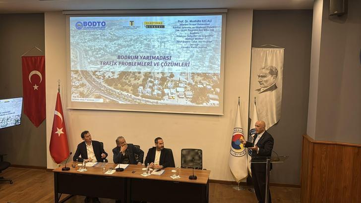 Turizm kenti Bodrum'da trafik uyarısı, acil önlem çağrısı