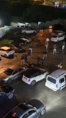 AVM otoparkındaki bıçaklı kavga kamerada