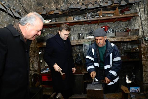 Vali Akmeşe’den Altunhisar’da esnaf ve kurum ziyareti