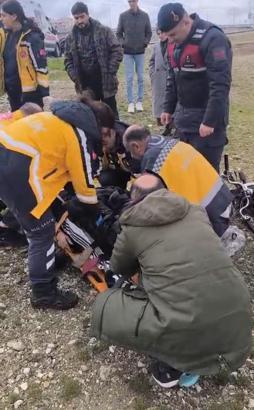 Batman'da devrilen motosikletin sürücüsü yaralandı