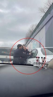 Trafikte otomobilin önünü kesip, saldırı amaçlı araçtan inen sürücüye 180 bin TL ceza