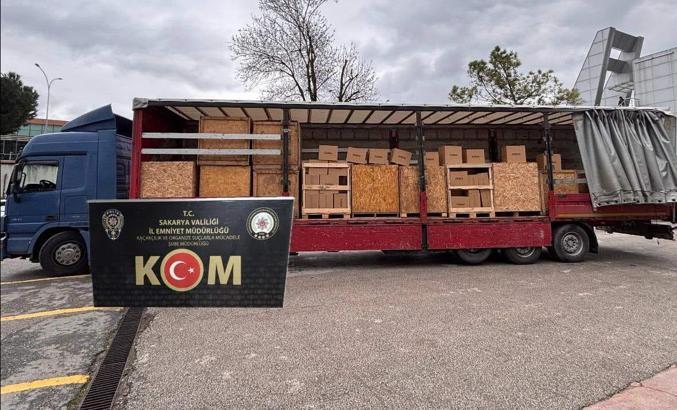 Sakarya’da 3 milyon 600 bin boş makaron ele geçirildi