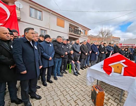 Başkan Karabacak toprağa verildi