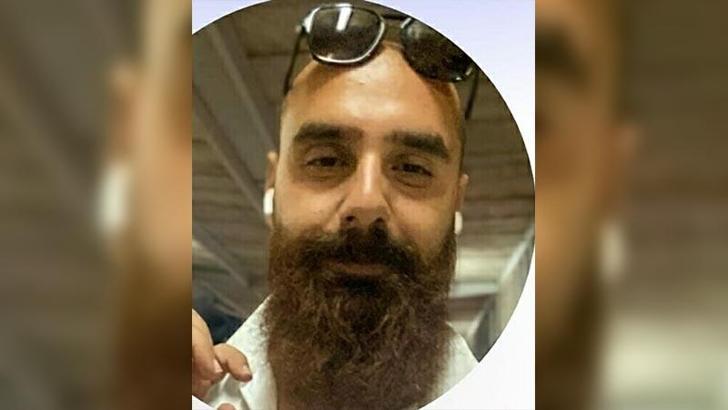 İzmir’de kavşakta motosikletle otomobil çarpıştı: 1 ölü, 2 yaralı