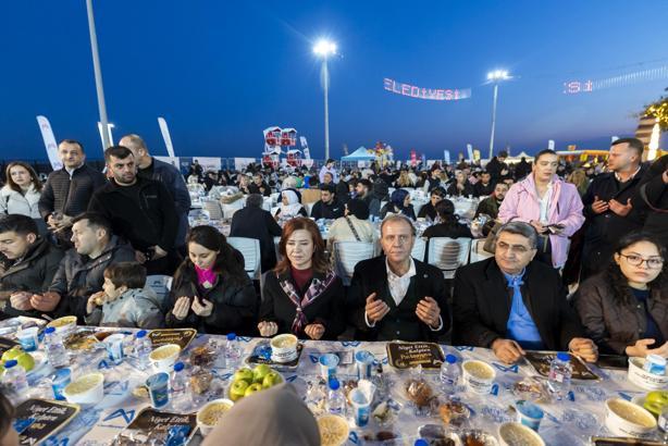Başkan Seçer: Orta Doğu'da huzur ve barış istiyoruz