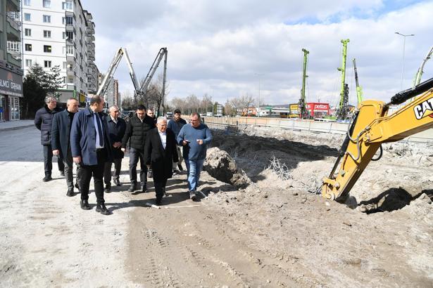 Başkan Büyükkılıç, DSİ- Yeni Sanayi Katlı Kavşak Projesi’ni inceledi