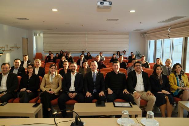 EGİAD Başkanı Özhelvacı : Yapay zekayı doğru kullanan şirketlerin kazanacak