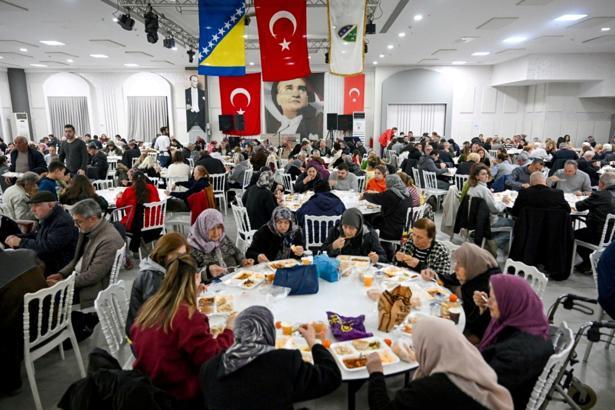 Bosna Hersek'in bağımsızlık coşkusu Bornova'da yaşandı
