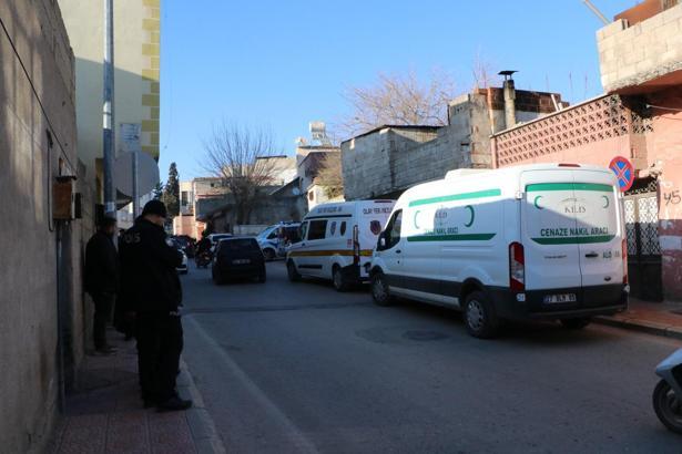 Evinde karbonmonoksit gazından zehirlenip öldü