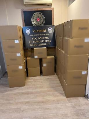 Bursa'da 460 kilo kaçak tütün ile 310 bin makaron ele geçirildi; 2 gözaltı