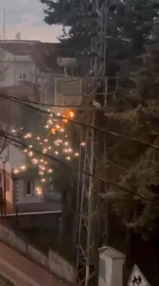 Elektrik trafosundan saçılan kıvılcımlar paniğe neden oldu