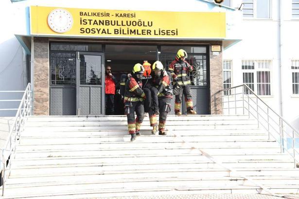 Balıkesir'de deprem tatbikatı