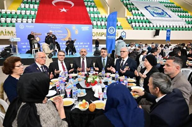 Yıldırım Belediyesi’nden şehit yakınları ve gazilere iftar