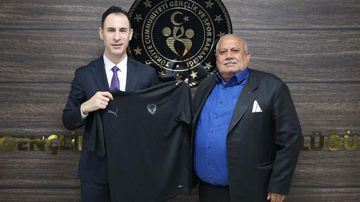 Hatayspor’un Mersin’de rehin tutulan spor malzemeleri Antakya’ya getirilecek