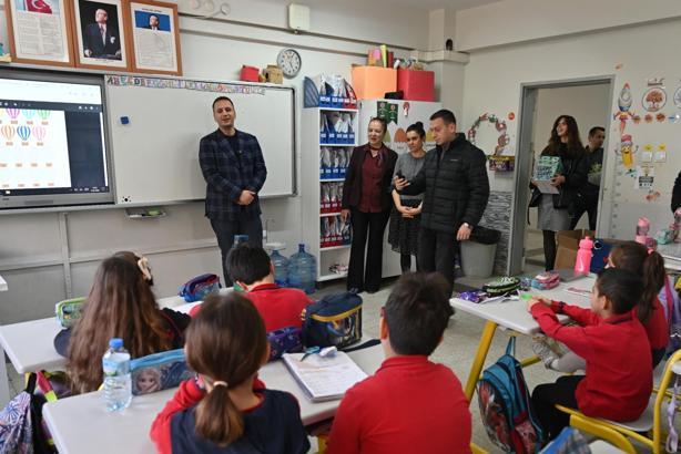 Başkan Eşki Hayat Bilgisi dersinde yerel yönetimleri anlattı