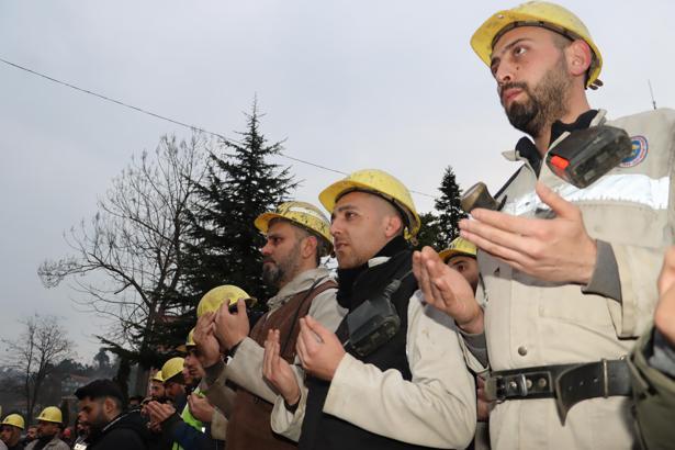 Grizu patlamasında ölen 103 madenci, facianın 43’üncü yıl dönümünde dualarla anıldı
