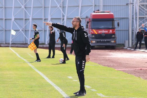 Menemen FK çıkışa geçmek istiyor