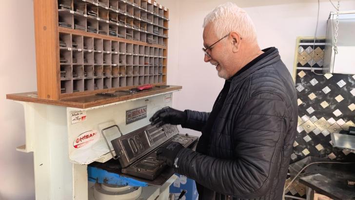 Atölyede ‘APP plaka’ mesaisi