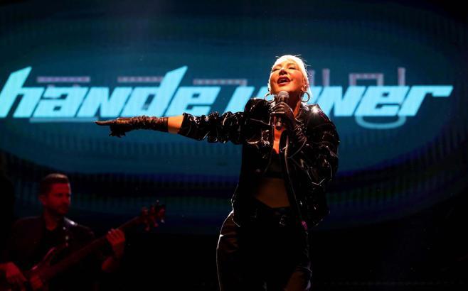 Şarkıcı Hande Yener'e ‘Cumhurbaşkanına hakaret’ soruşturması