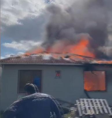İstanbul- Çatalca'da tek katlı evde yangın
