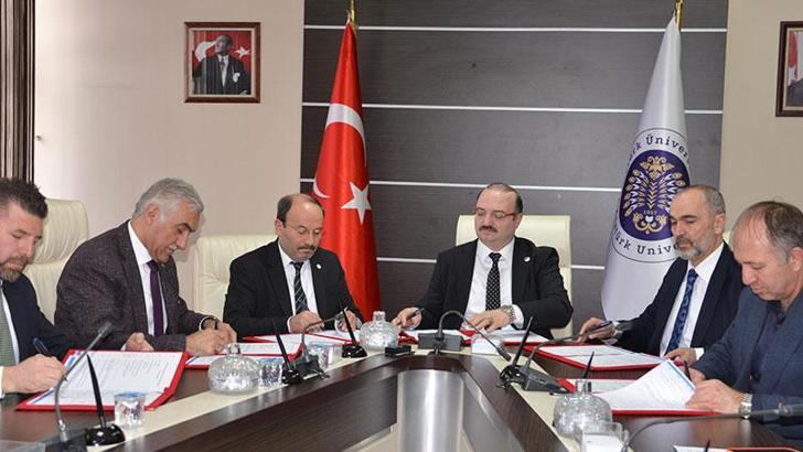 Avrupa Kış Üniversite Oyunları’na aday olan Erzurum’da iyi niyet protokolü imzalandı