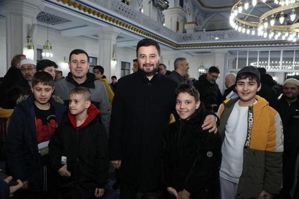 ‘Gençlik Uyanıyor, Ailecek Duada Buluşuyor’ projesinde 10 haftayı tamamlayan gençler ödüllendirildi