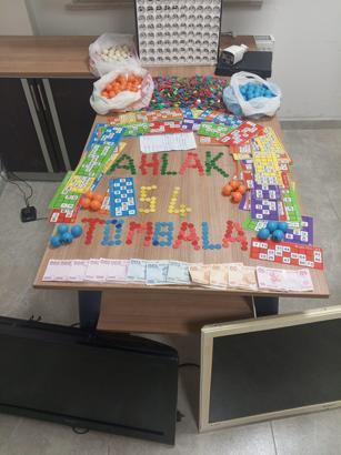 Taraftar derneği görünümlü kahvehaneye kumar baskını