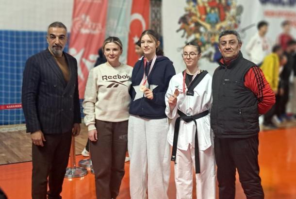 Tekvandoda Burdurlu sporculardan 2 bronz madalya